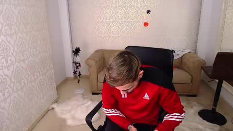 Snapshot of brandontatex chatting on 21, 10, 2025 BrandonTateX online show from 21, 10, 2025