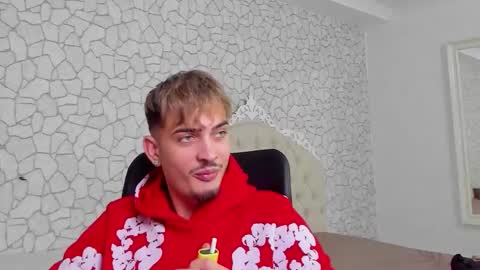 Snapshot of brandontatex chatting on 27, 10, 2025 BrandonTateX online show from 27, 10, 2025