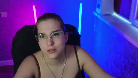 Snapshot of brandy__stars chatting on 9, 2, 2025 Belle online show from 9, 2, 2025