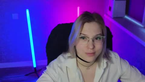 Snapshot of brandy__stars chatting on 7, 3, 2025 Belle online show from 7, 3, 2025