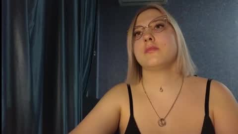 Snapshot of brandy__stars chatting on 20, 3, 2026 Belle online show from 20, 3, 2026