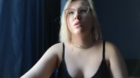 Snapshot of brandy__stars chatting on 3, 4, 2026 Belle online show from 3, 4, 2026