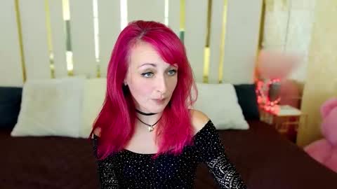 Snapshot of brandybloomm chatting on 12, 10, 2025 Brandybloomm online show from 12, 10, 2025