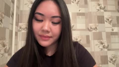 Snapshot of brandysveum chatting on 28, 9, 2025 Aypril online show from 28, 9, 2025