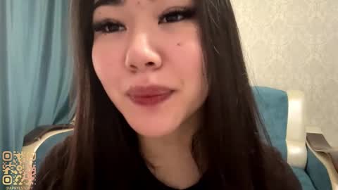 Snapshot of brandysveum chatting on 31, 10, 2025 Aypril online show from 31, 10, 2025