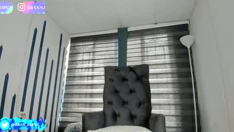 Snapshot of branfonhot chatting on 29, 12, 2024 Instagram             twitter BRAN LOPEZ  online show from 29, 12, 2024