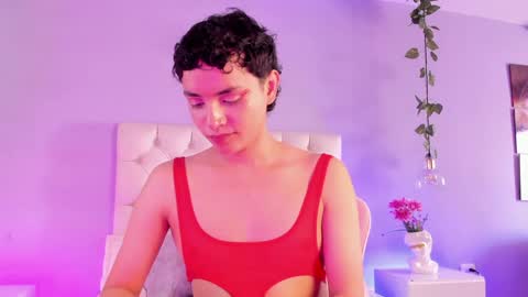   online show from 17, 12, 2024