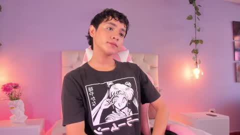   online show from 13, 1, 2025