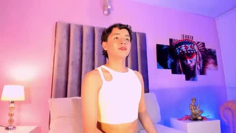   online show from 10, 2, 2025