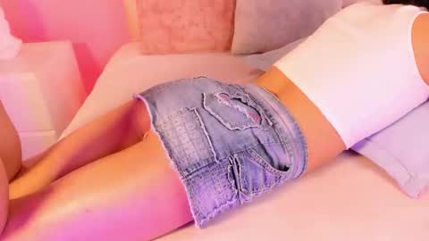   online show from 10, 2, 2025