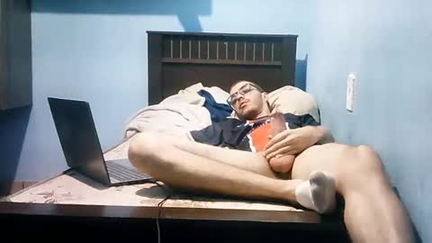 Snapshot of brasil43 chatting on 14, 1, 2026 PutoBR online show from 14, 1, 2026