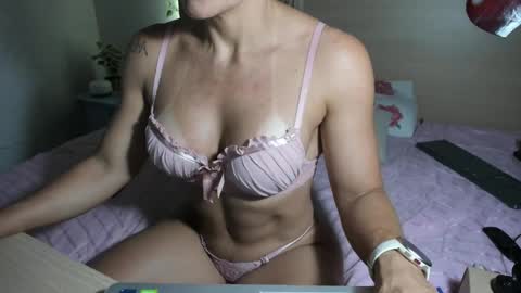 Snapshot of brasilianmarried chatting on 7, 3, 2025 Carolina Ferrari online show from 7, 3, 2025