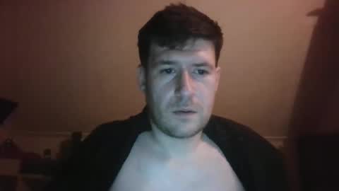 Snapshot of brate1899 chatting on 20, 12, 2025 brate1899 online show from 20, 12, 2025