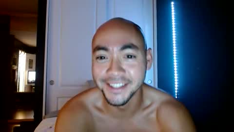 Snapshot of breadcrumbsss chatting on 8, 11, 2025 Breadcrumbsss online show from 8, 11, 2025