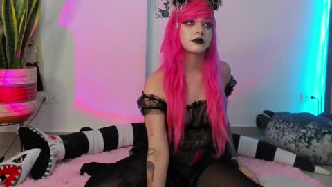 Rei  online show from 21, 1, 2025