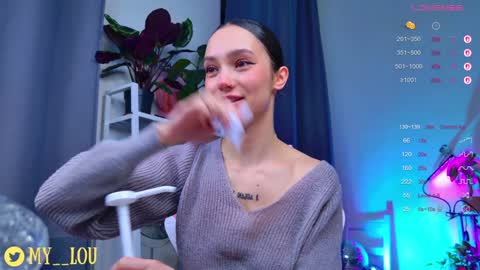 Ashley Dolce and Lou online show from 26, 10, 2025