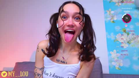 Ashley Dolce and Lou online show from 22, 11, 2025