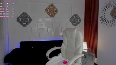 Snapshot of breex_ chatting on 15, 1, 2025 Breex online show from 15, 1, 2025