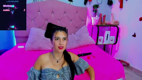 Snapshot of brenda1307 chatting on 25, 1, 2025 Brenda moris online show from 25, 1, 2025