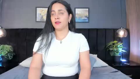 Snapshot of brenda__garcia chatting on 12, 7, 2026 online show from 12, 7, 2026