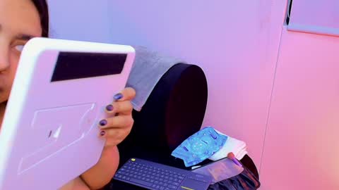 Brendita  online show from 18, 1, 2025