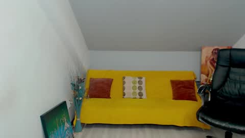 Snapshot of brenda_skye chatting on 11, 12, 2024 Brenda Skye online show from 11, 12, 2024