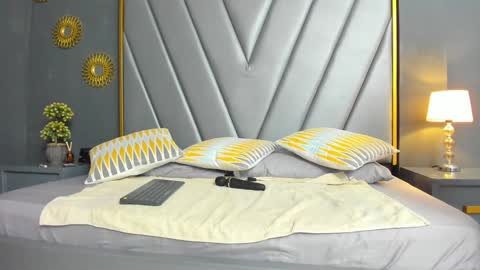 Brenda Time Schedule 0600 - 1400 GMT-5 online show from 22, 1, 2025