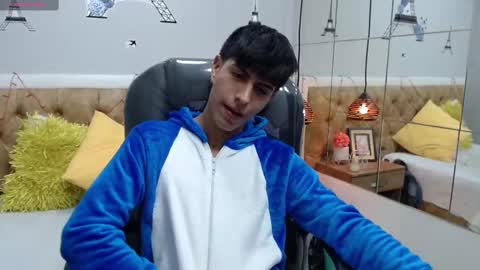 Snapshot of brent18_ chatting on 12, 3, 2025 Esteban online show from 12, 3, 2025