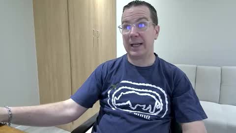 Snapshot of brettdj chatting on 7, 11, 2025 Brett online show from 7, 11, 2025