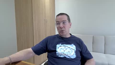 Snapshot of brettdj chatting on 14, 2, 2026 Brett online show from 14, 2, 2026