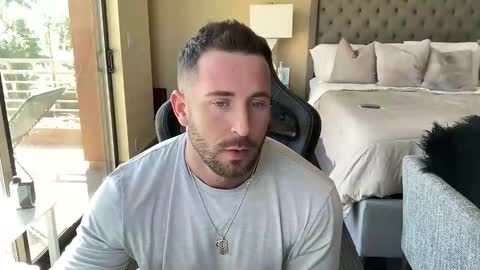 Brett Mycles online show from 30, 10, 2025