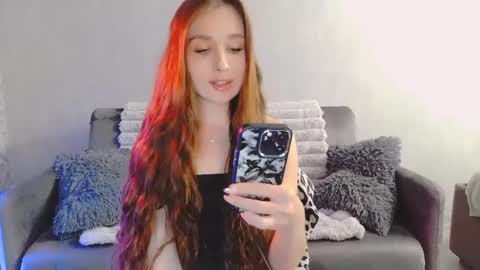 Snapshot of bri_fox chatting on 8, 5, 2026 bri_fox online show from 8, 5, 2026