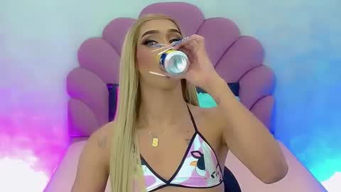 Snapshot of briana_sex32 chatting on 30, 12, 2024 BRIANA online show from 30, 12, 2024