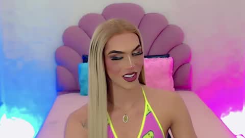Snapshot of briana_sex32 chatting on 2, 2, 2025 BRIANA online show from 2, 2, 2025