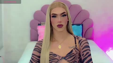 Snapshot of briana_sex32 chatting on 18, 2, 2025 BRIANA online show from 18, 2, 2025