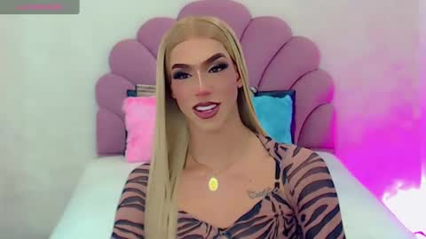 Snapshot of briana_sex32 chatting on 18, 2, 2025 BRIANA online show from 18, 2, 2025
