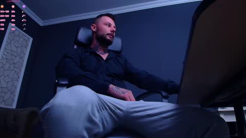 Snapshot of brianhunts chatting on 25, 9, 2025 Brian online show from 25, 9, 2025