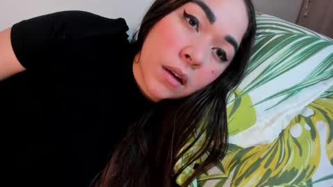 Snapshot of brianna_fallingangel chatting on 2, 3, 2025 brianna_fallingangel online show from 2, 3, 2025