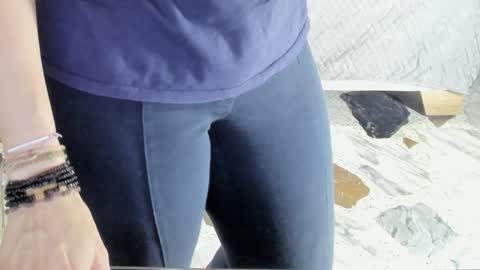 Snapshot of bridgetrodriguez chatting on 16, 1, 2025 online show from 16, 1, 2025