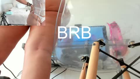 Snapshot of bridgetrodriguez chatting on 1, 2, 2025 online show from 1, 2, 2025