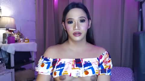 Snapshot of bridgettlovesyou chatting on 3, 2, 2025 BRIDGETT online show from 3, 2, 2025