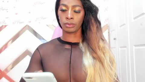 Snapshot of briggittebony chatting on 12, 1, 2025 BIRGGITTEBONY online show from 12, 1, 2025