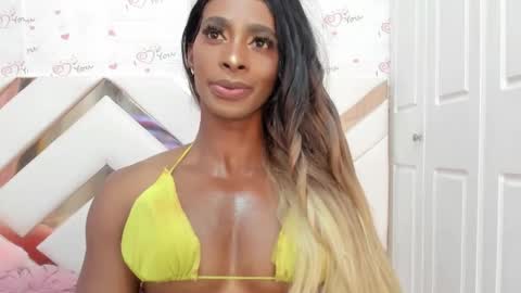 Snapshot of briggittebony chatting on 5, 2, 2025 BIRGGITTEBONY online show from 5, 2, 2025