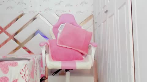 Snapshot of briggittebony chatting on 8, 2, 2025 BIRGGITTEBONY online show from 8, 2, 2025