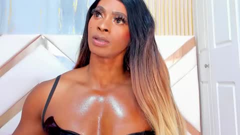 Snapshot of briggittebony chatting on 10, 10, 2025 BIRGGITTEBONY online show from 10, 10, 2025