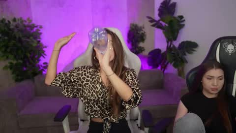 Diamonds Girls online show from 17, 9, 2025