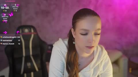 Snapshot of bright_diamonds_054 chatting on 12, 2, 2026 Diamonds Girls online show from 12, 2, 2026