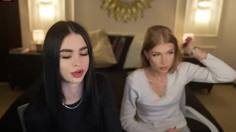 Snapshot of bright_diamonds_054 chatting on 16, 2, 2026 Diamonds Girls online show from 16, 2, 2026