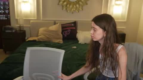 Snapshot of bright_diamonds_054 chatting on 24, 2, 2026 Diamonds Girls online show from 24, 2, 2026