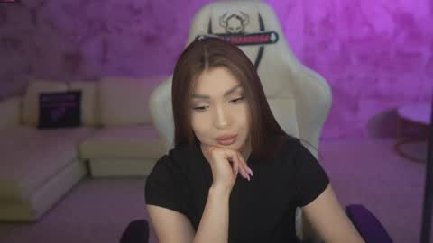 Diamonds Girls online show from 23, 5, 2026